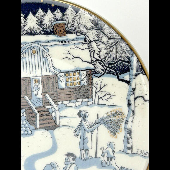 Vintage Arabia Finland Christmas Winter Scene Plate 5" Cottage Postman Snow - Picture 3 of 9